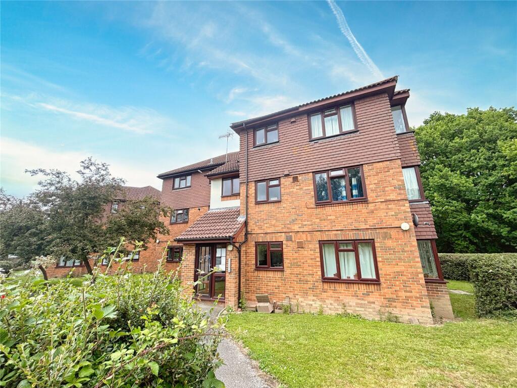 1 bed Apartment for rent in Horley. From Mayhew Estates - Horley 1 bed Apartment for rent in Horley. From Mayhew Estates - Horley