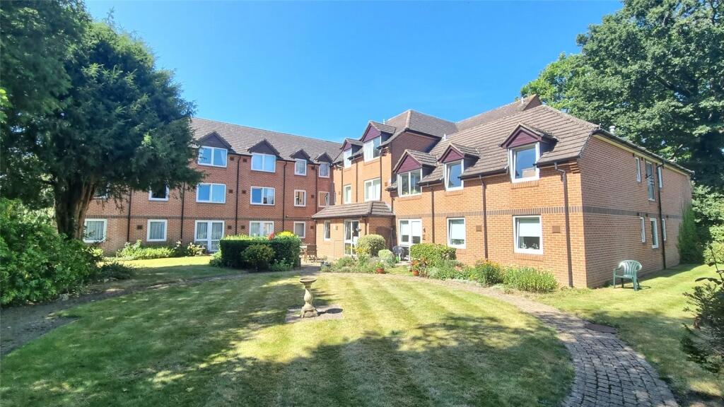 1 bed Apartment for rent in Horley. From Mayhew Estates - Horley