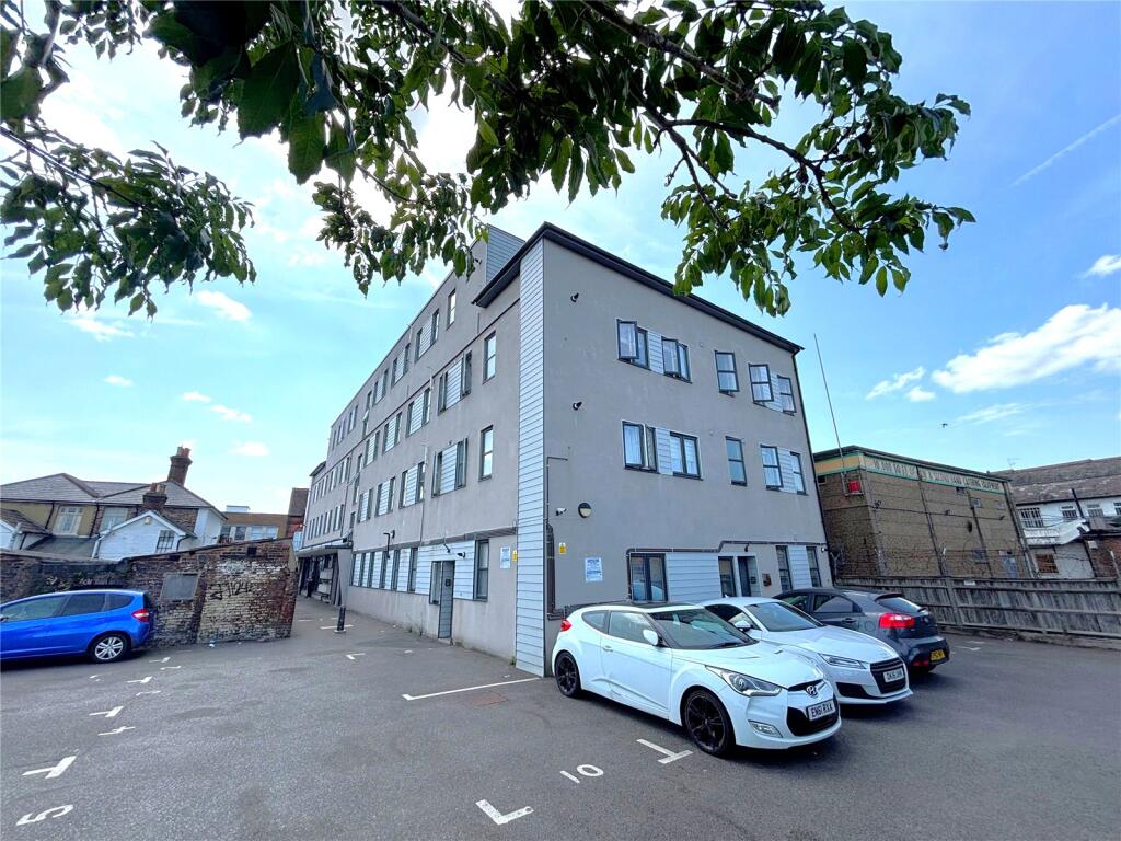 1 bed Apartment for rent in Horley. From Mayhew Estates - Horley