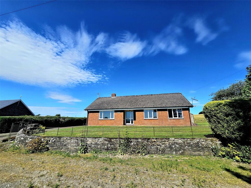 3 bed Bungalow for rent in Whitney-on-Wye. From McCartneys LLP - Builth Wells