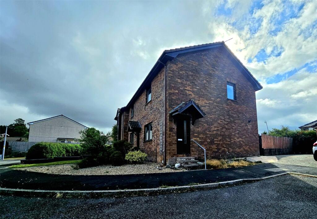 2 bed End of Terrace for rent in Rhayader. From McCartneys LLP - Builth Wells