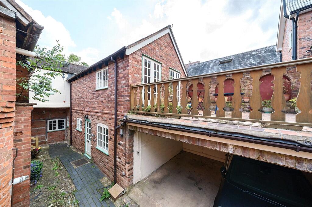 3 bed Town House for rent in Ludlow. From McCartneys LLP - Ludlow