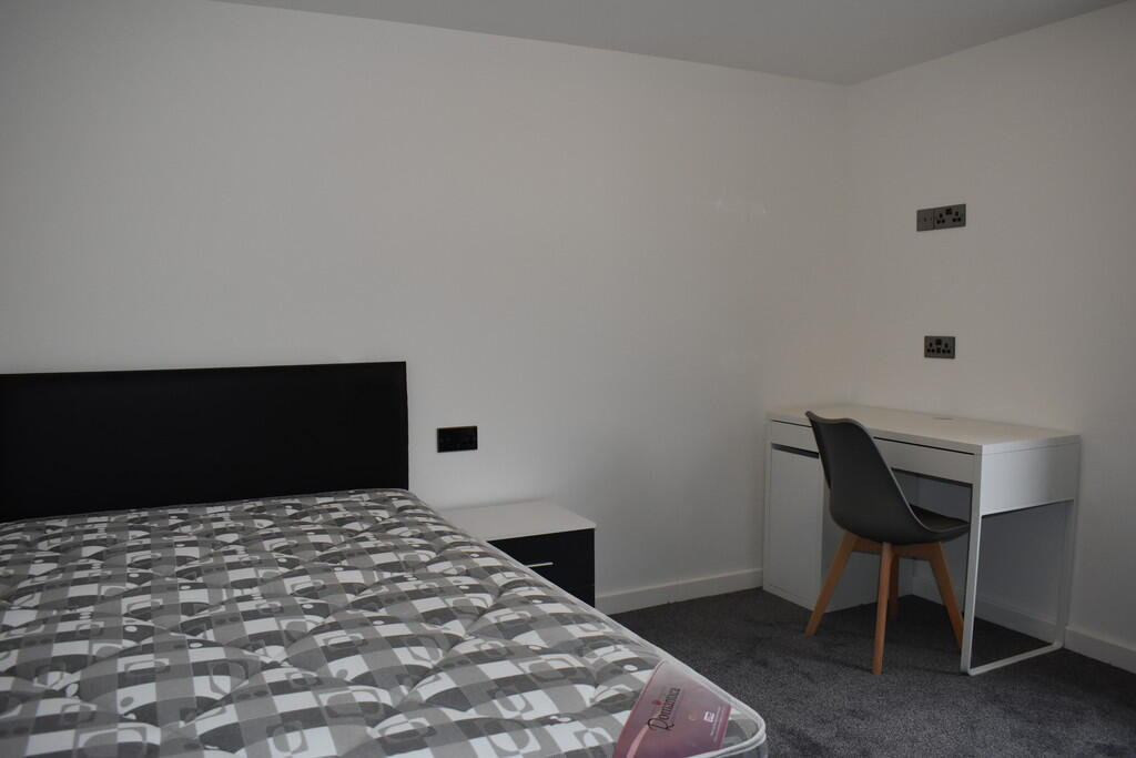 6 bed Mid Terraced House for rent in Manchester. From MCR Move - Manchester 6 bed Mid Terraced House for rent in Manchester. From MCR Move - Manchester