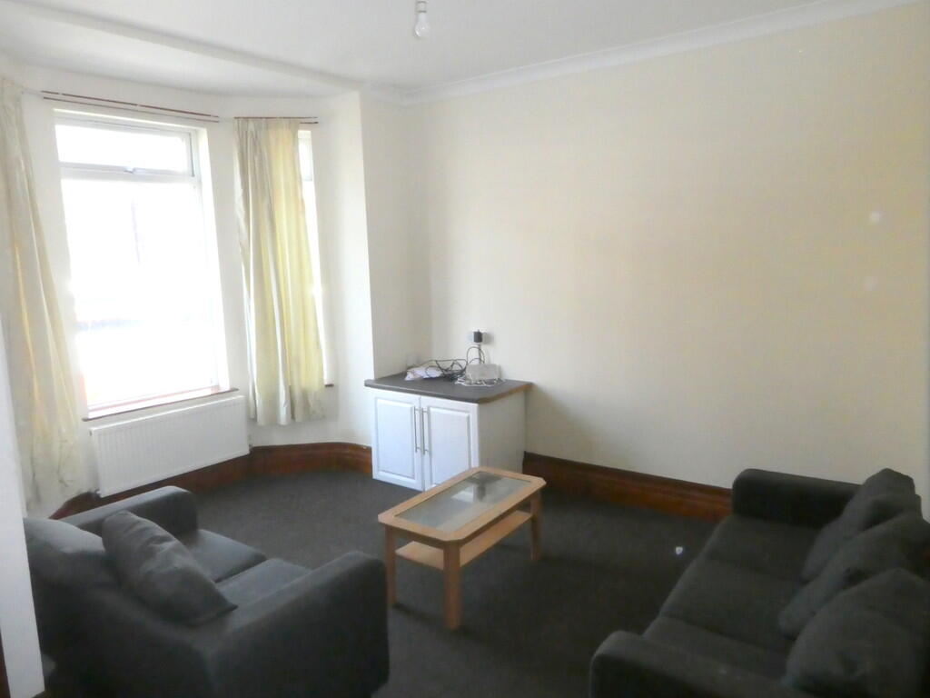 5 bed Mid Terraced House for rent in Manchester. From MCR Move - Manchester 5 bed Mid Terraced House for rent in Manchester. From MCR Move - Manchester