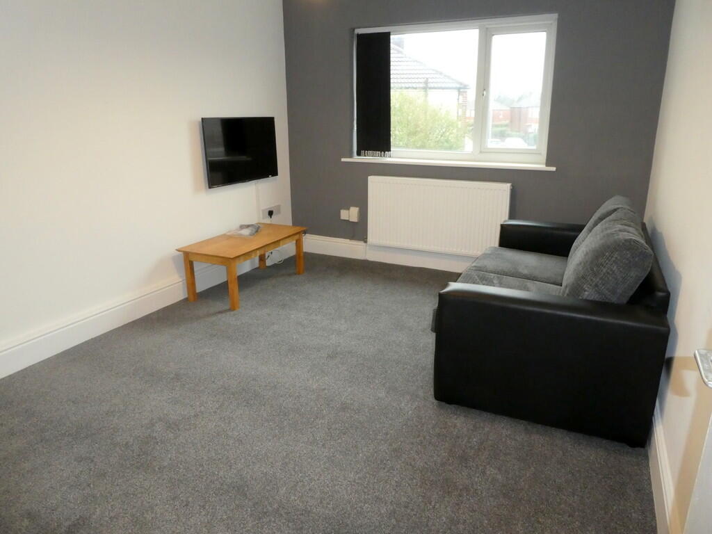 1 bed 1st Floor Flat for rent in Manchester. From MCR Move - Manchester