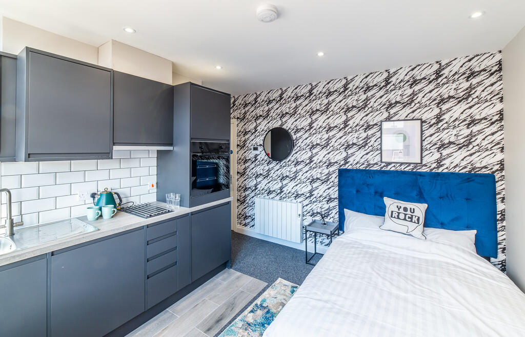 4 bed Studio for rent in Nottingham. From MCR Move - Manchester