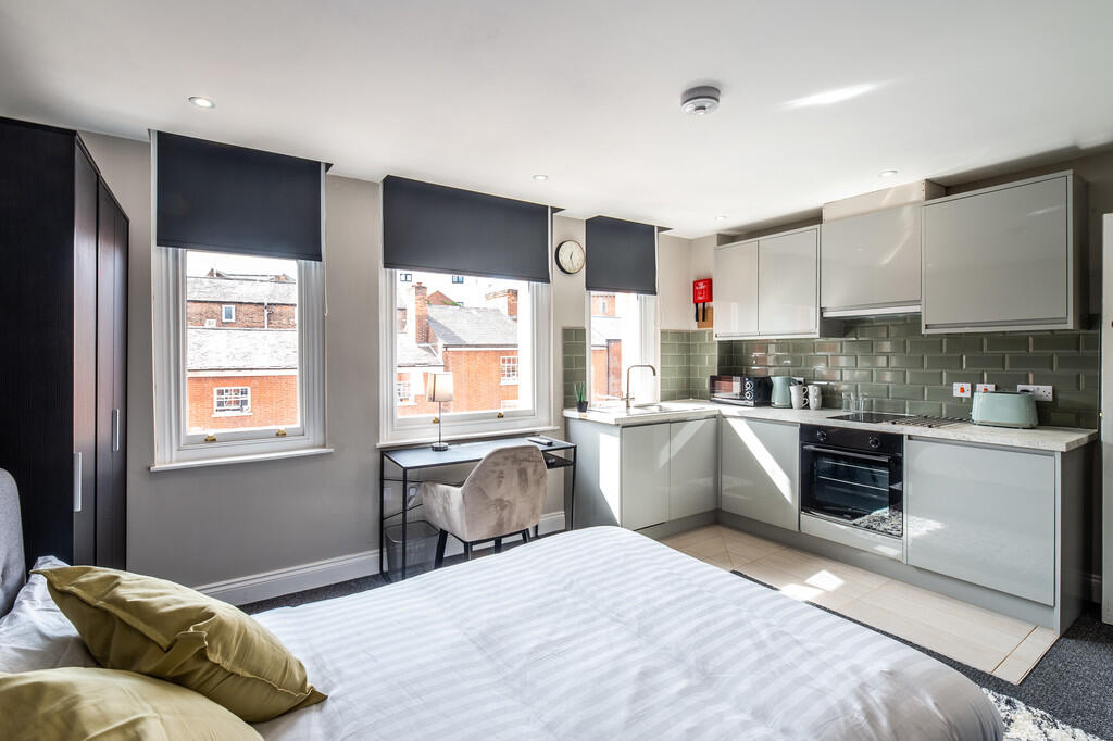 4 bed Studio for rent in Nottingham. From MCR Move - Manchester 4 bed Studio for rent in Nottingham. From MCR Move - Manchester