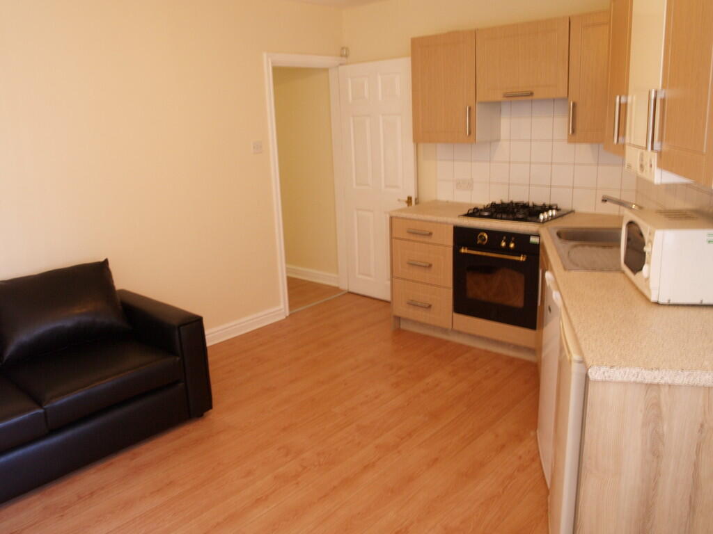 1 bed 1st Floor Flat for rent in Manchester. From MCR Move - Manchester
