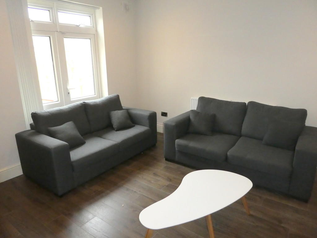 5 bed Semi Detached for rent in Manchester. From MCR Move - Manchester