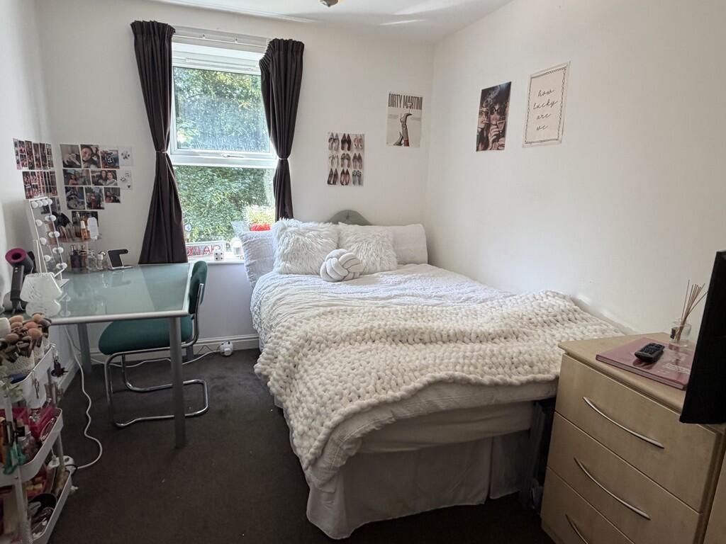 3 bed Apartment for rent in Manchester. From MCR Move - Manchester