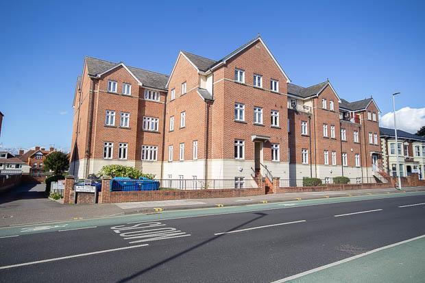 2 bed Apartment for rent in Gloucester. From ME And You Estate Agents - Cheltenham
