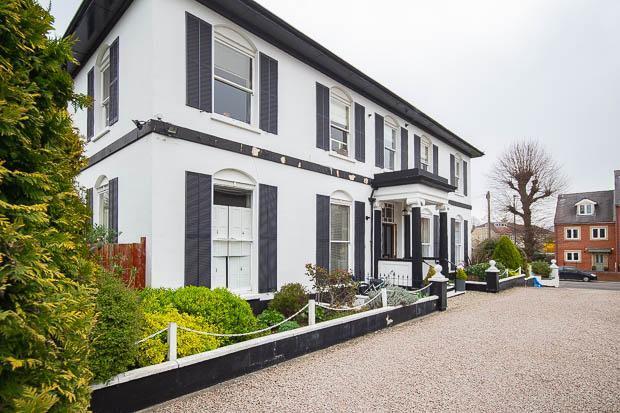 1 bed Apartment for rent in Leckhampton Hill. From ME And You Estate Agents - Cheltenham