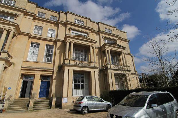 2 bed 1st Floor Flat for rent in Cheltenham. From ME And You Estate Agents - Cheltenham