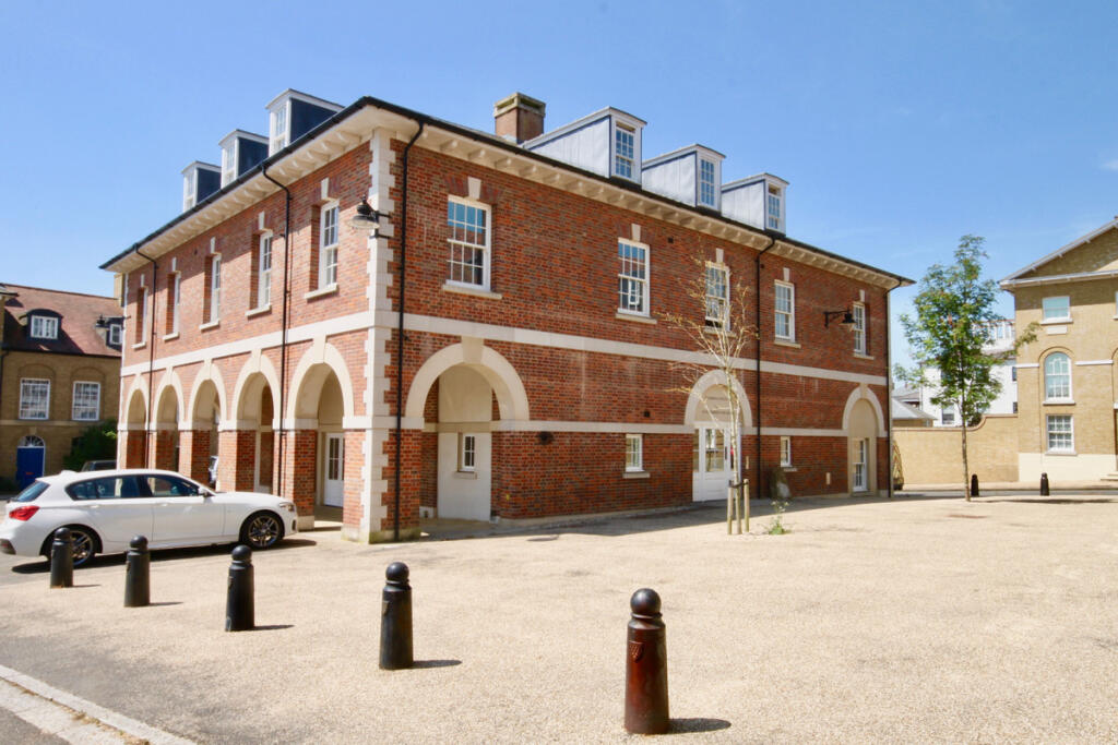2 bed Apartment for rent in Dorchester. From Meyers Estate Agents - Poundbury