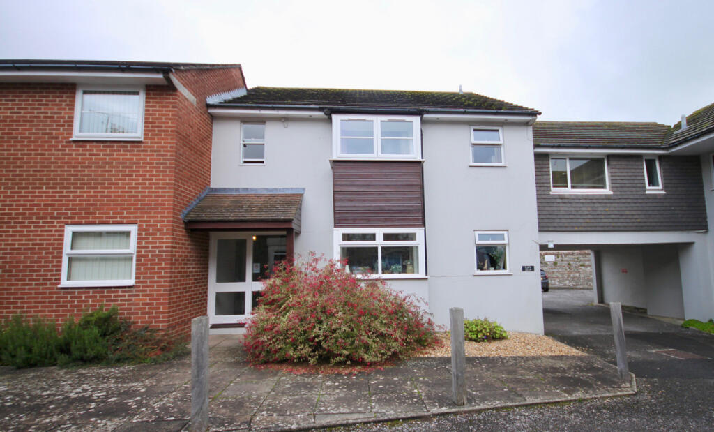 2 bed Apartment for rent in Dorchester. From Meyers Estate Agents - Poundbury 2 bed Apartment for rent in Dorchester. From Meyers Estate Agents - Poundbury