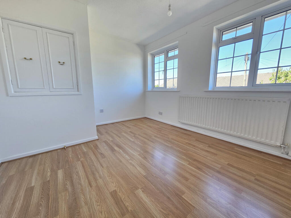 2 bed Mid Terraced House for rent in Shaftesbury. From Meyers Estate Agents - Poundbury 2 bed Mid Terraced House for rent in Shaftesbury. From Meyers Estate Agents - Poundbury