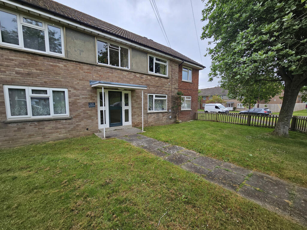 1 bed Apartment for rent in Dorchester. From Meyers Estate Agents - Poundbury 1 bed Apartment for rent in Dorchester. From Meyers Estate Agents - Poundbury