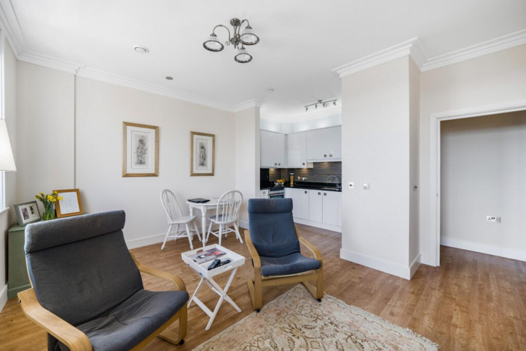 1 bed Apartment for rent in Dorchester. From Meyers Estate Agents - Poundbury