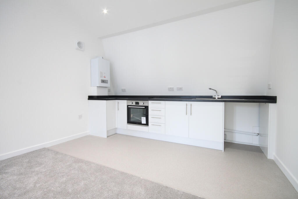 2 bed Apartment for rent in Dorchester. From Meyers Estate Agents - Poundbury