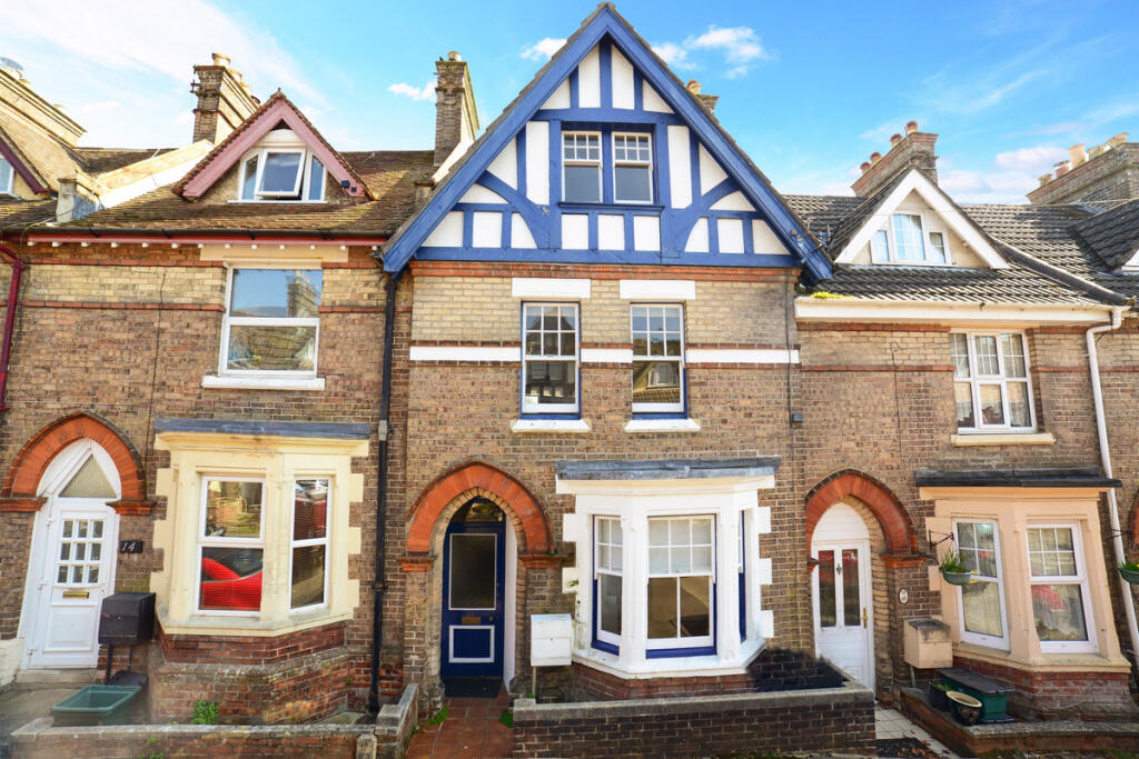 4 bed Mid Terraced House for rent in Dorchester. From Meyers Estate Agents - Poundbury 4 bed Mid Terraced House for rent in Dorchester. From Meyers Estate Agents - Poundbury