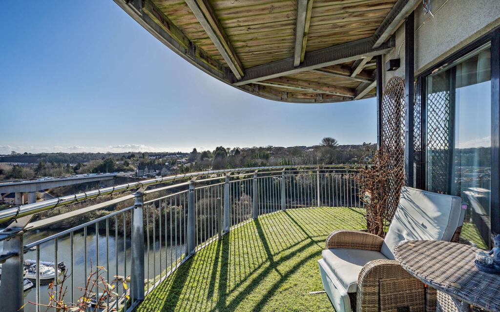 3 bed Apartment for rent in Penarth. From MGY - Cardiff