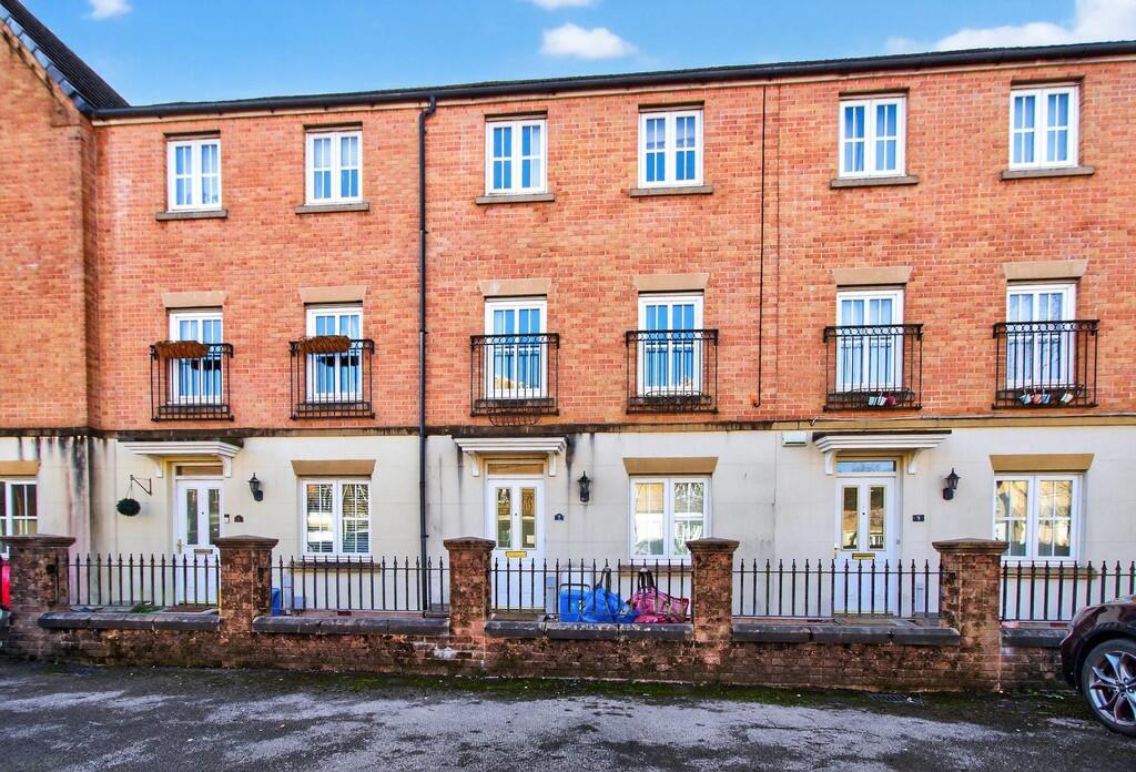 4 bed Mid Terraced House for rent in Cardiff. From MGY - Heath