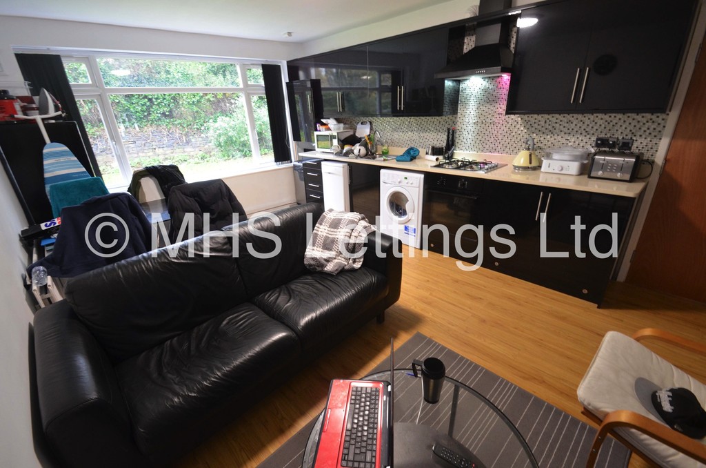 3 bed Mid Terraced House for rent in Leeds. From MHS Lettings - Leeds 3 bed Mid Terraced House for rent in Leeds. From MHS Lettings - Leeds