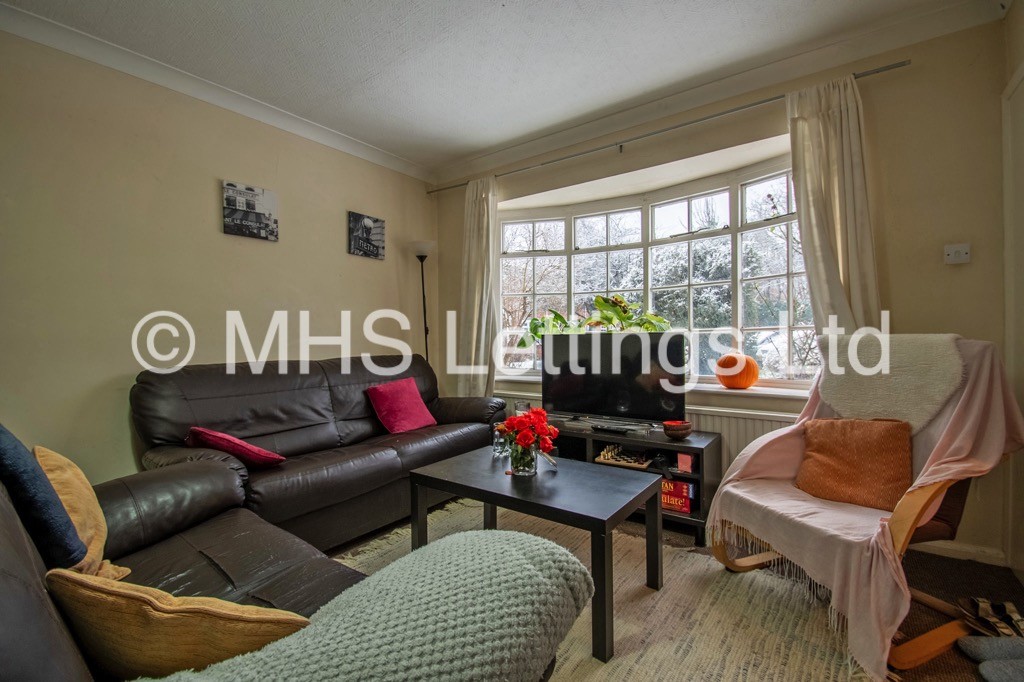 3 bed Mid Terraced House for rent in Leeds. From MHS Lettings - Leeds