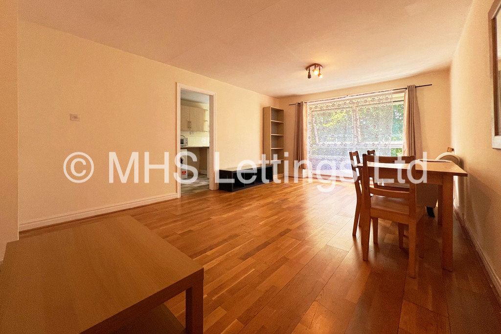 2 bed Apartment for rent in Leeds. From MHS Lettings - Leeds
