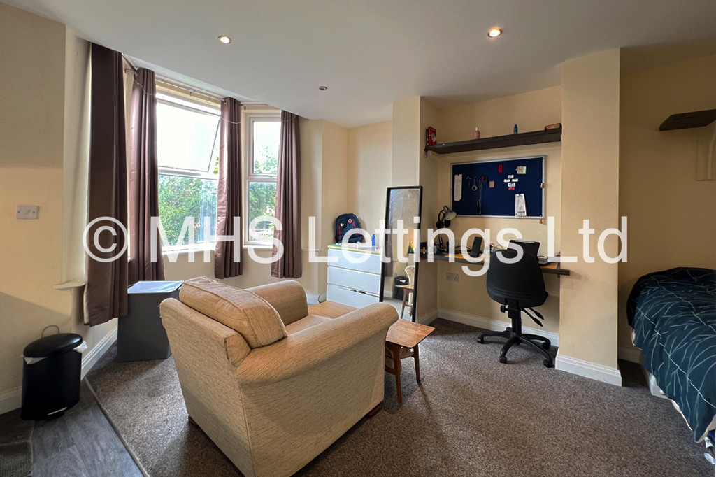 1 bed Studio for rent in Leeds. From MHS Lettings - Leeds