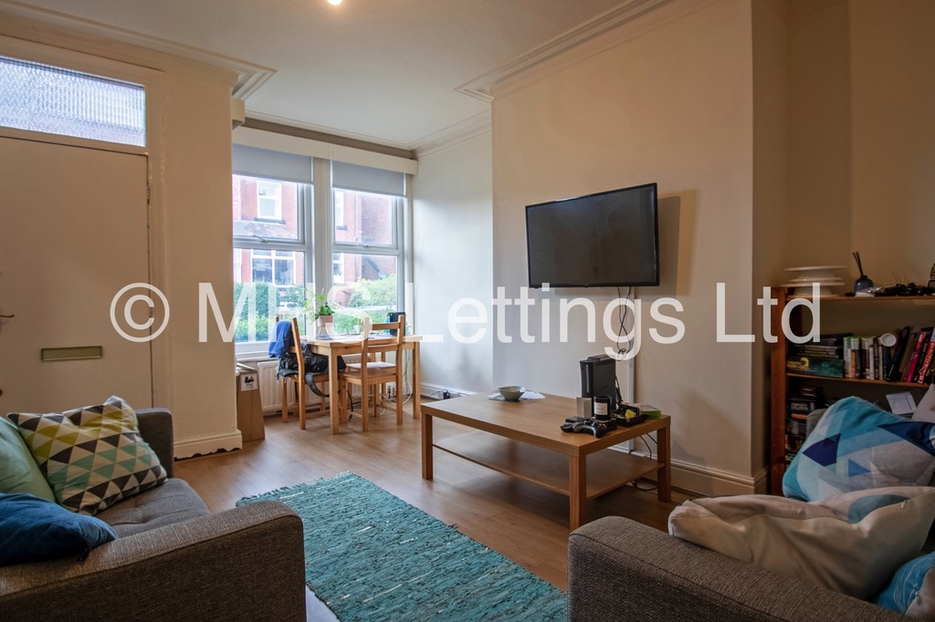 3 bed Mid Terraced House for rent in Leeds. From MHS Lettings - Leeds 3 bed Mid Terraced House for rent in Leeds. From MHS Lettings - Leeds
