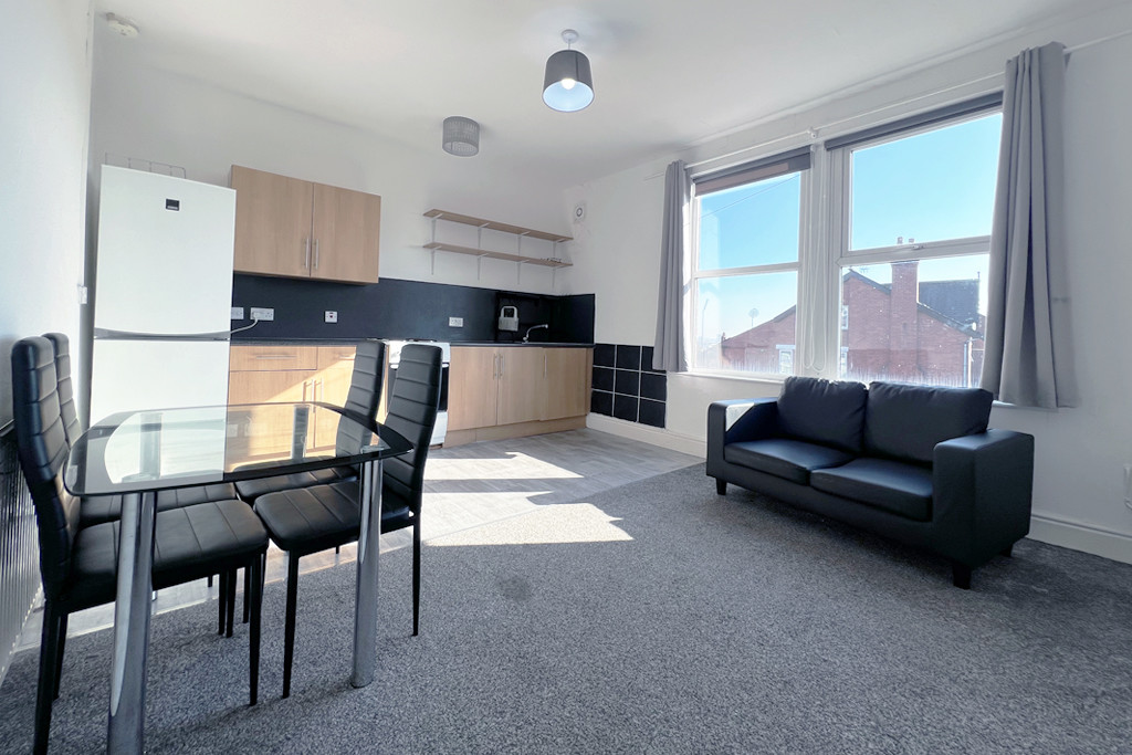 3 bed Apartment for rent in Leeds. From MHS Lettings - Leeds