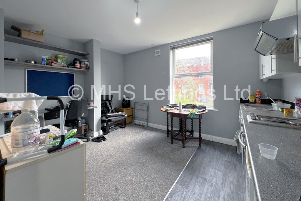 1 bed Studio for rent in Leeds. From MHS Lettings - Leeds