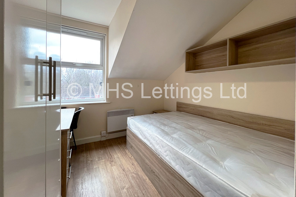 1 bed Studio for rent in Leeds. From MHS Lettings - Leeds
