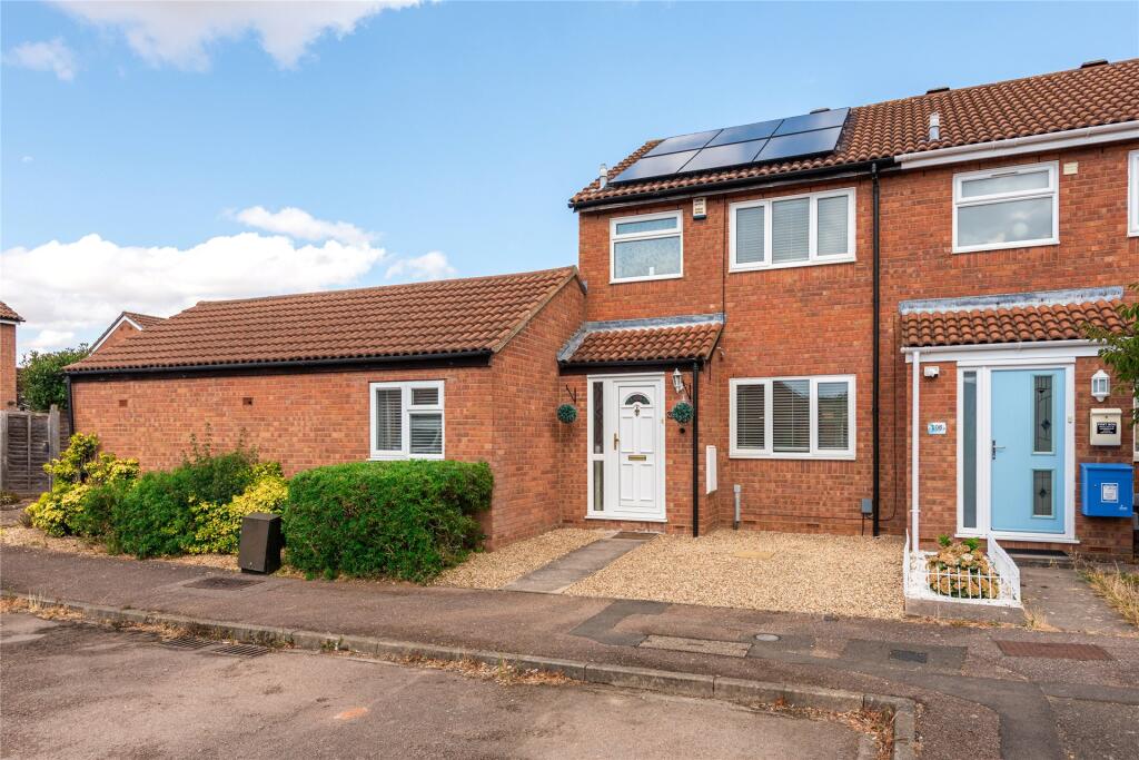 4 bed Semi Detached for rent in Shortstown. From Michael Graham - Bedford 4 bed Semi Detached for rent in Shortstown. From Michael Graham - Bedford