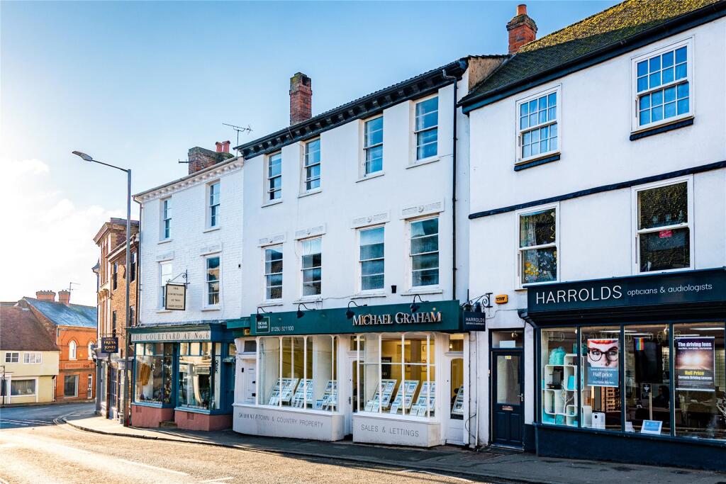 2 bed Apartment for rent in Buckingham. From Michael Graham - Buckingham