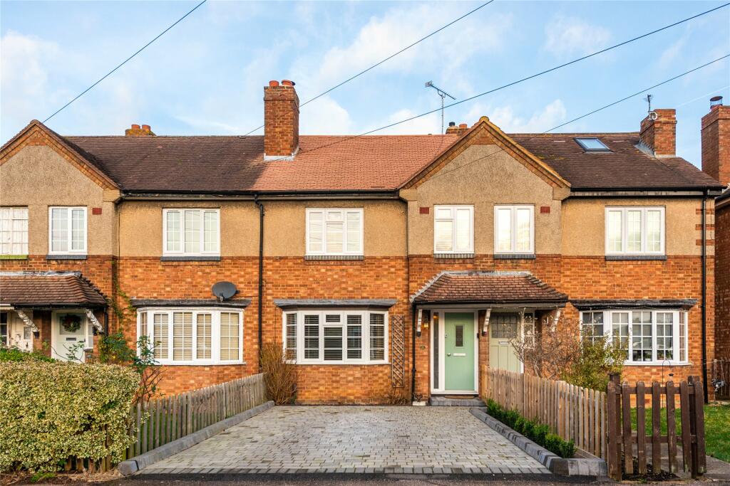 3 bed Mid Terraced House for rent in Ickleford. From Michael Graham - Hitchin