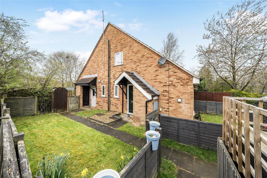 1 bed Semi Detached for rent in Bletchley. From Michael Graham - Milton Keynes