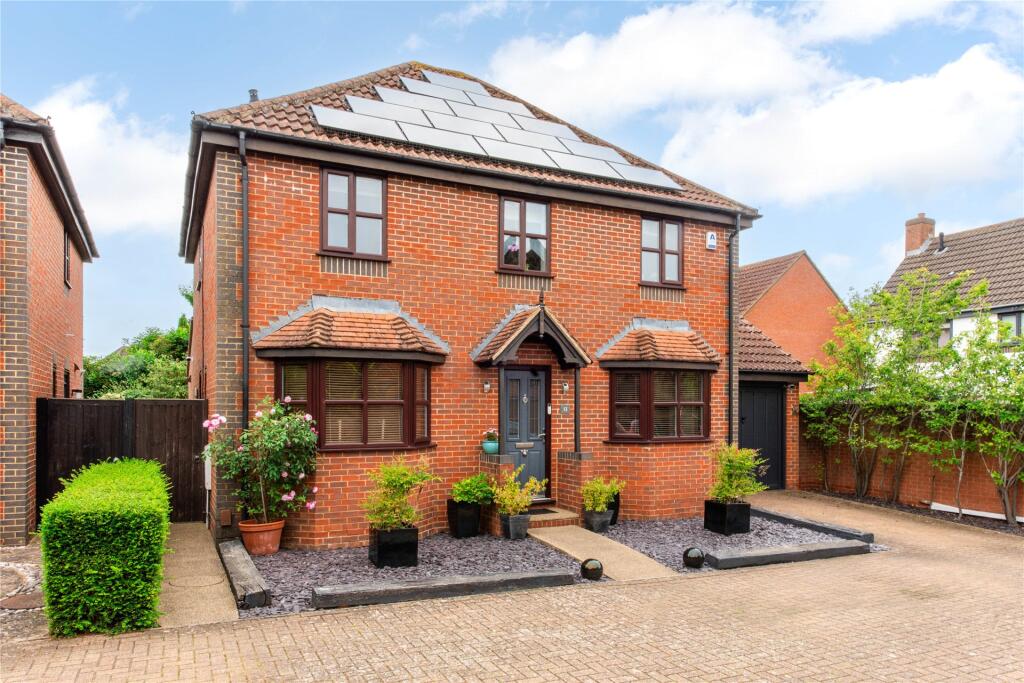 5 bed Detached for rent in Wavendon. From Michael Graham - Milton Keynes