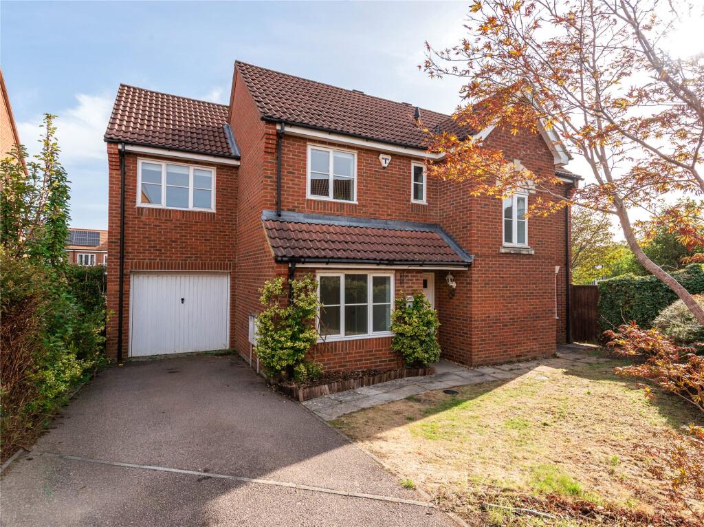 4 bed Detached for rent in Whaddon. From Michael Graham - Milton Keynes 4 bed Detached for rent in Whaddon. From Michael Graham - Milton Keynes