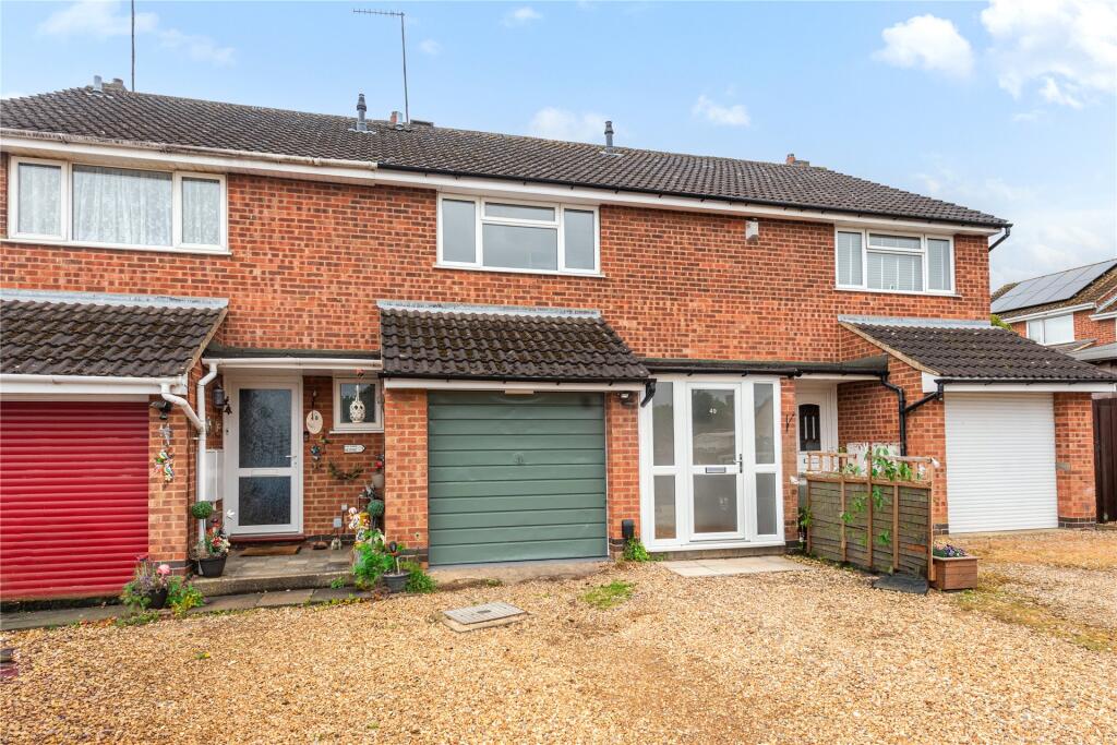 3 bed Mid Terraced House for rent in Collingtree. From Michael Graham - Northampton 3 bed Mid Terraced House for rent in Collingtree. From Michael Graham - Northampton