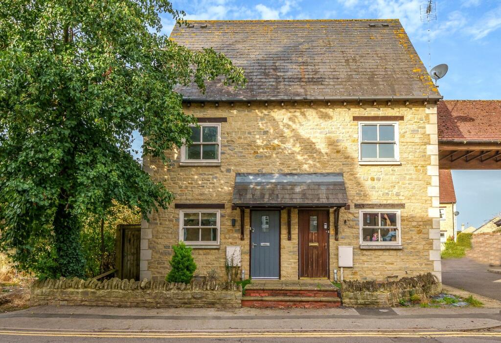 3 bed Semi Detached for rent in Wollaston. From Michael Graham - Olney