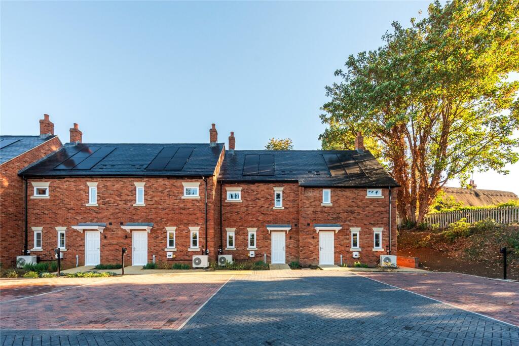 3 bed Detached for rent in Castlethorpe. From Michael Graham - Stony Stratford 3 bed Detached for rent in Castlethorpe. From Michael Graham - Stony Stratford