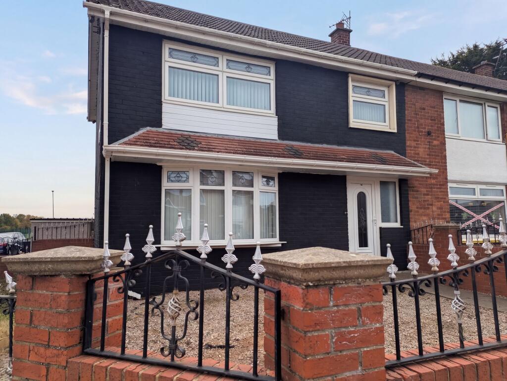 3 bed House (unspecified) for rent in Middlesbrough. From Michael Poole - Eston