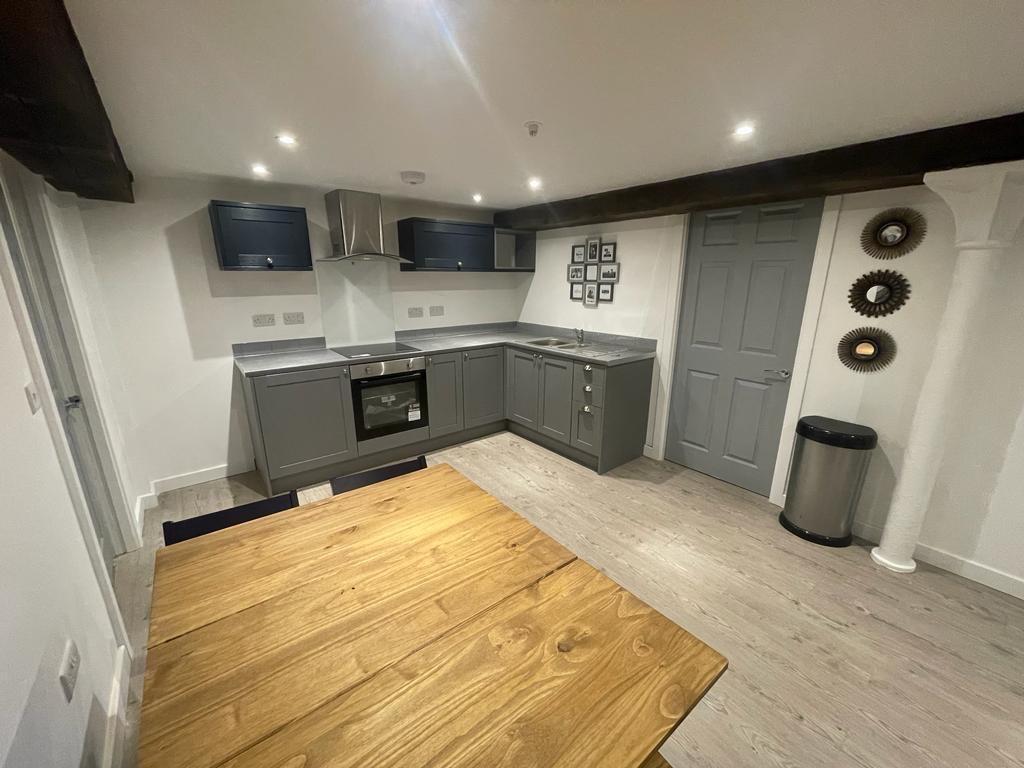 2 bed 1st Floor Flat for rent in Kirk Sandall. From Virtue Estate Agents 2 bed 1st Floor Flat for rent in Kirk Sandall. From Virtue Estate Agents
