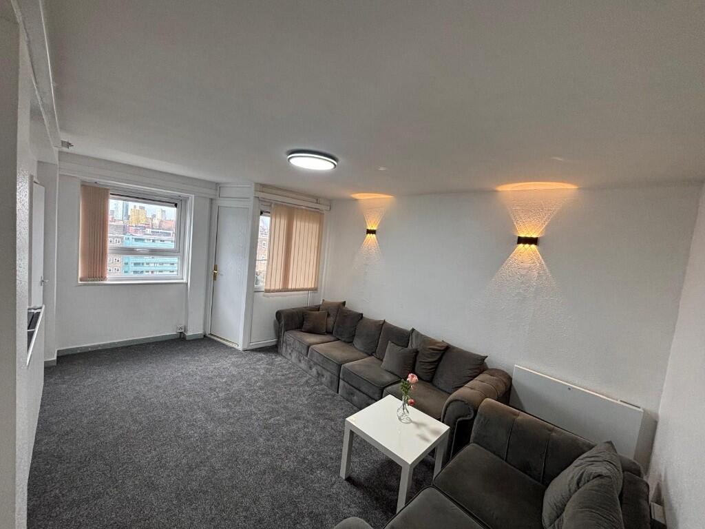 1 bed 1st Floor Flat for rent in Leeds. From Virtue Estate Agents 1 bed 1st Floor Flat for rent in Leeds. From Virtue Estate Agents