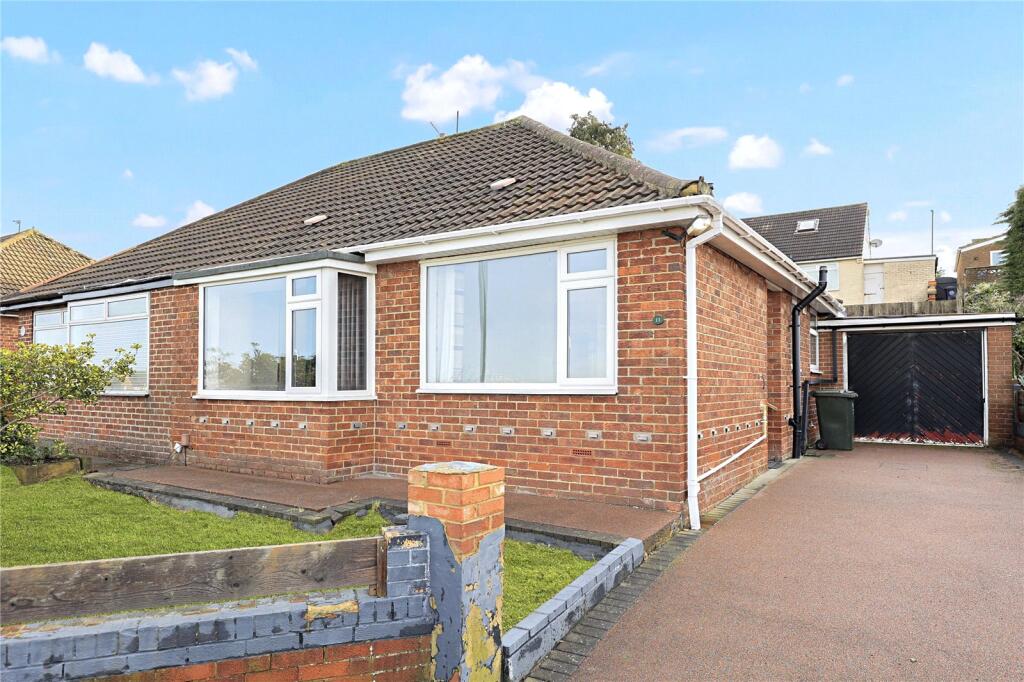 2 bed Bungalow for rent in Newton under Roseberry. From Michael Poole - Nunthorpe 2 bed Bungalow for rent in Newton under Roseberry. From Michael Poole - Nunthorpe