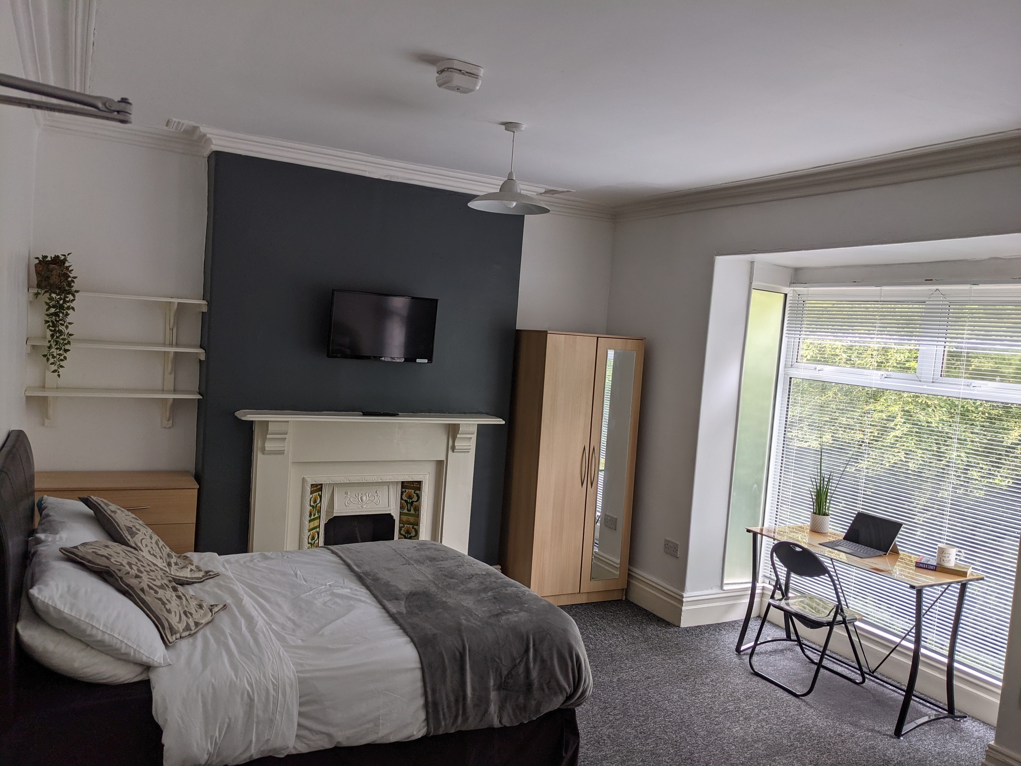 5 bed Terraced for rent in Dunvant. From Mirador Property Lettings - Swansea 5 bed Terraced for rent in Dunvant. From Mirador Property Lettings - Swansea