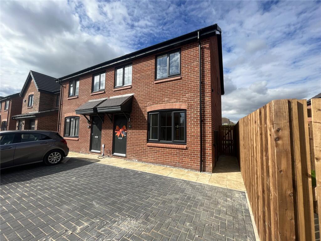 3 bed Semi Detached for rent in Brough. From Linley & Simpson - Hull & Surrounding