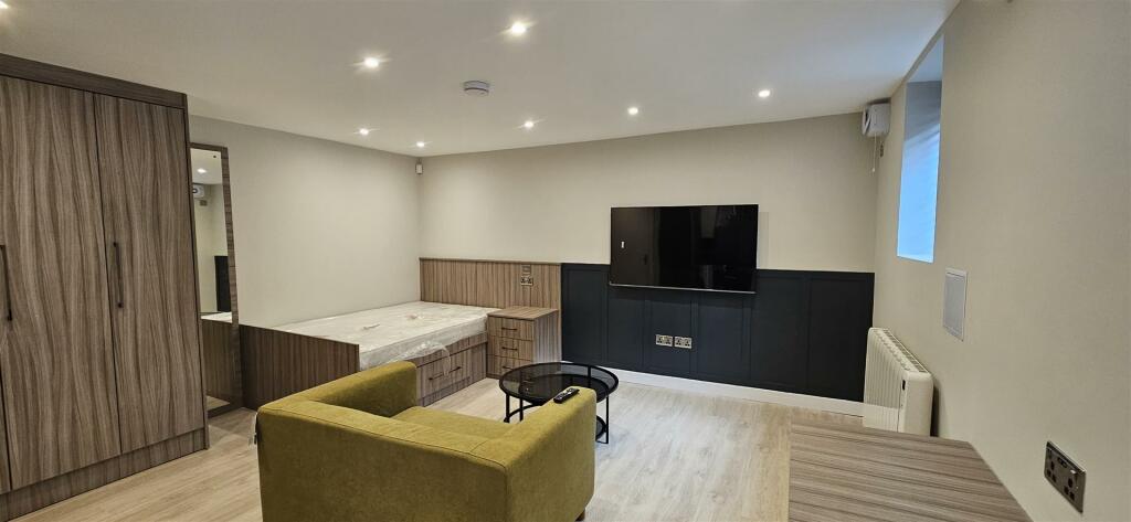 1 bed Flat for rent in Leeds. From Abode - Leeds